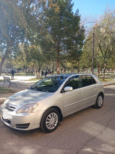 Toyota Corolla 2005, 256,000 km - 1.4 l - Bakı