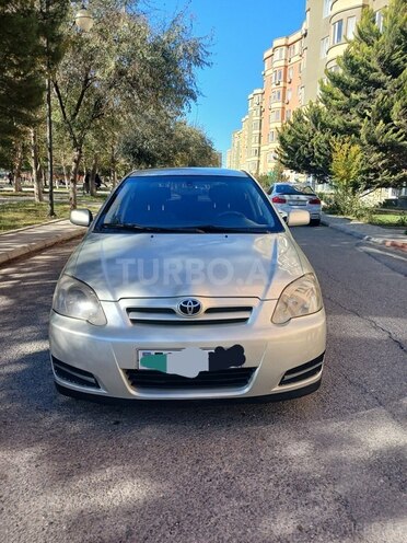 Toyota Corolla 2005, 256,000 km - 1.4 l - Bakı