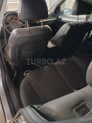 Opel Astra 2009, 176,000 km - 1.4 l - Ağstafa