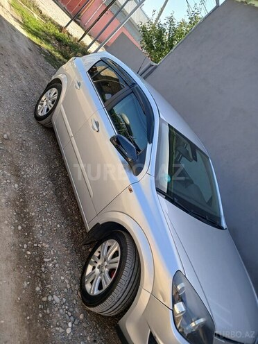 Opel Astra 2009, 176,000 km - 1.4 l - Ağstafa