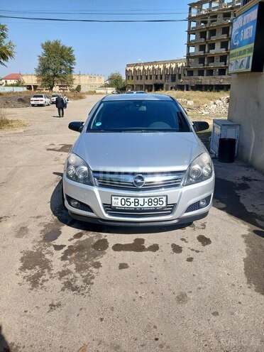 Opel Astra 2009, 176,000 km - 1.4 l - Ağstafa