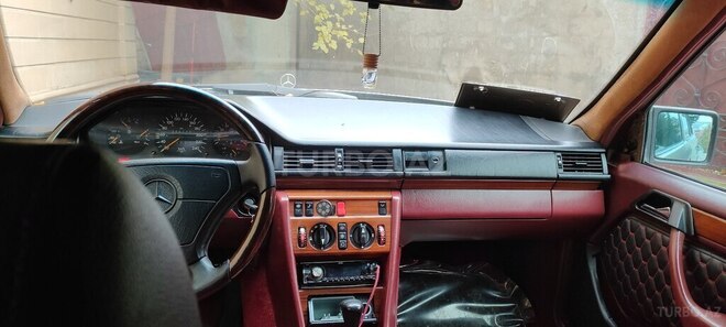 Mercedes E 220 1994, 500,000 km - 2.2 l - Bakı