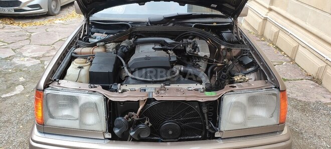 Mercedes E 220 1994, 500,000 km - 2.2 l - Bakı