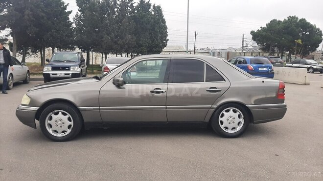 Mercedes C 180 1994, 452,896 km - 1.8 л - Bakı
