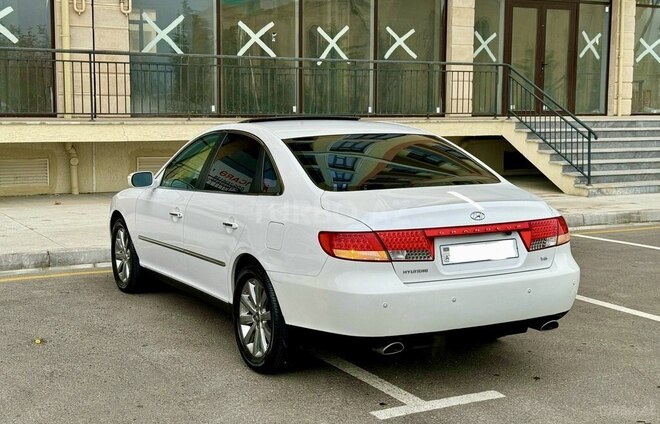 Hyundai Grandeur 2009, 227,432 km - 2.7 л - Bakı