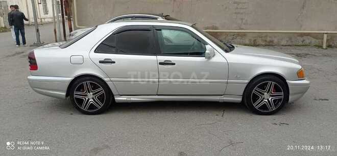 Mercedes C 240 2000, 400,000 km - 2.4 l - Bakı