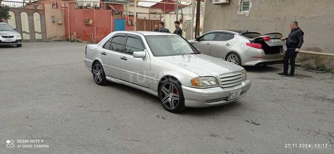 Mercedes C 240 2000, 400,000 km - 2.4 l - Bakı