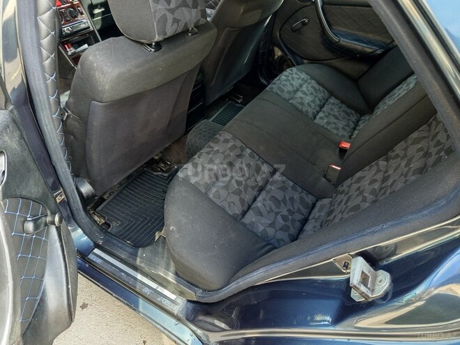 Mercedes C 200 1998, 228,000 km - 2.0 l - Bakı