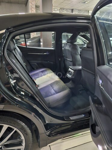 Toyota Camry-10