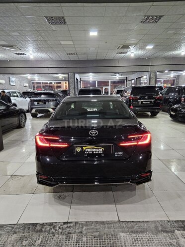 Toyota Camry-3