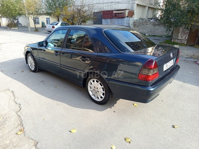 Mercedes C 200 1998, 228,000 km - 2.0 l - Bakı