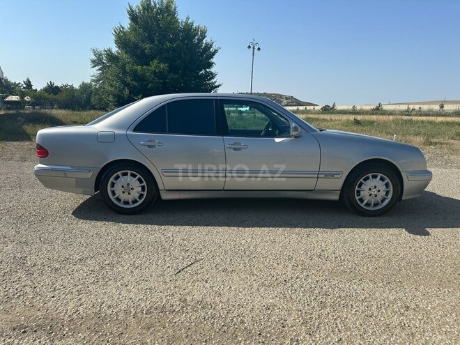 Mercedes E 280 4MATIC 2000, 264,000 km - 2.8 л - Bakı