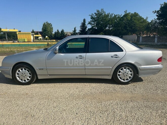 Mercedes E 280 4MATIC 2000, 264,000 km - 2.8 л - Bakı