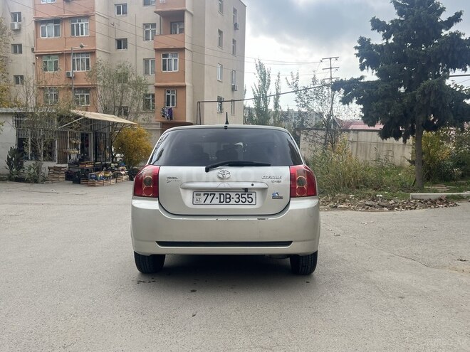 Toyota Corolla 2005, 400,000 km - 1.4 l - Bakı