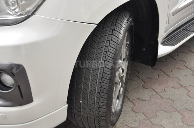 Lexus LX 570 2011, 198,000 km - 5.7 l - Bakı