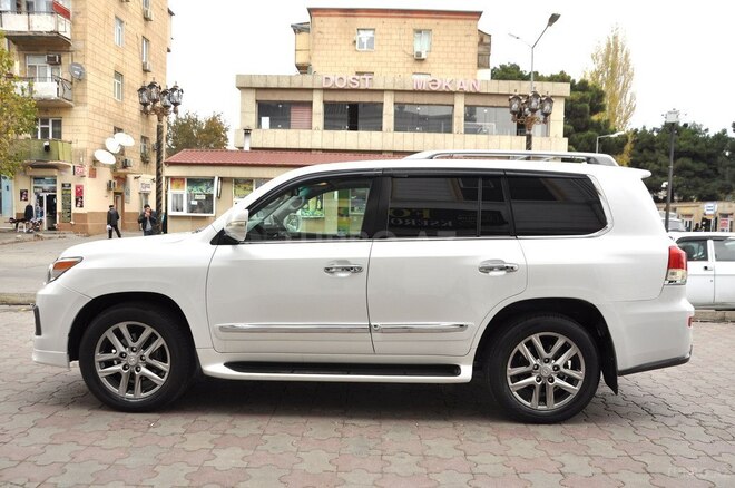 Lexus LX 570 2011, 198,000 km - 5.7 l - Bakı