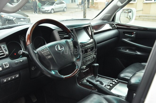 Lexus LX 570 2011, 198,000 km - 5.7 l - Bakı
