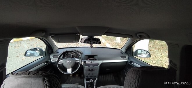 Opel Astra 2009, 300,710 km - 1.6 l - Ağdərə