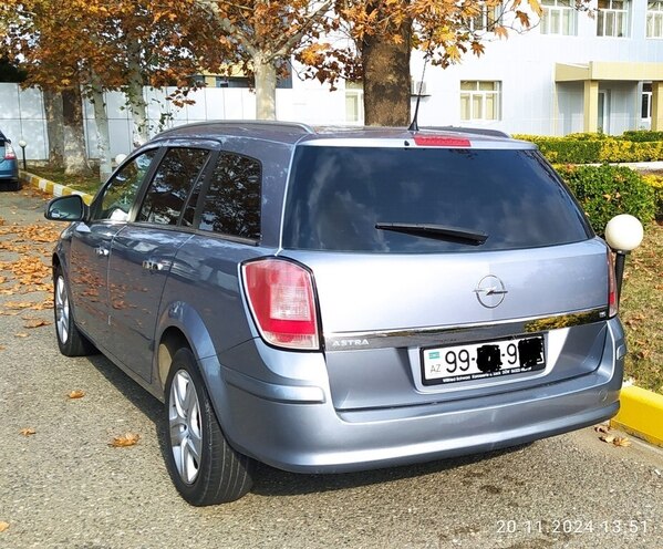 Opel Astra 2009, 300,710 km - 1.6 l - Ağdərə