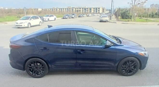 Hyundai Elantra 2017, 80,000 km - 2.0 л - Bakı
