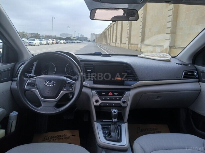 Hyundai Elantra 2017, 80,000 km - 2.0 л - Bakı