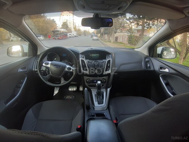 Ford Focus 2014, 225,000 km - 1.6 л - Bakı