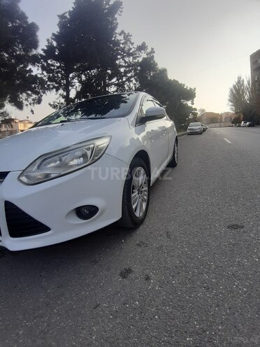 Ford Focus 2014, 225,000 km - 1.6 л - Bakı