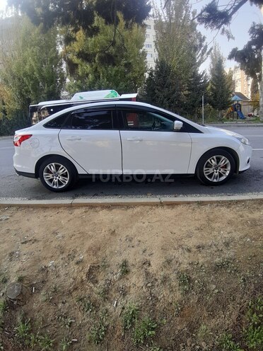 Ford Focus 2014, 225,000 km - 1.6 л - Bakı