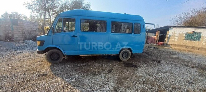 Mercedes 208 D 1993, 166,072 km - 2.2 л - Kürdəmir
