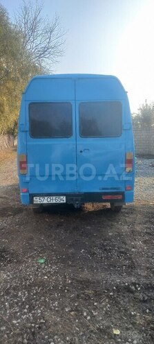 Mercedes 208 D 1993, 166,072 km - 2.2 л - Kürdəmir