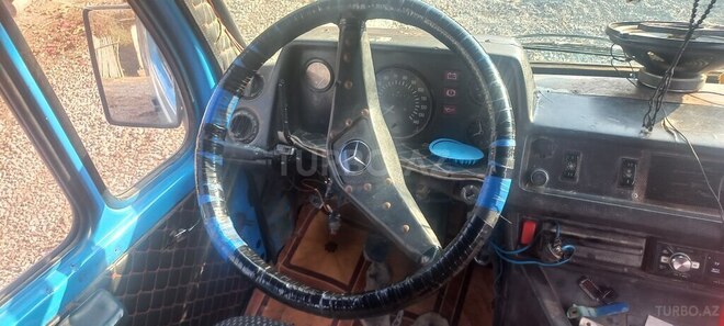 Mercedes 208 D 1993, 166,072 km - 2.2 л - Kürdəmir