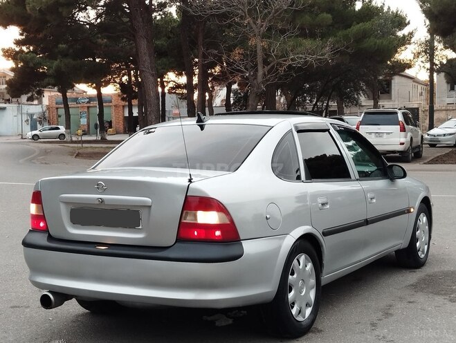 Opel Vectra 1996, 256,743 km - 1.8 l - Sumqayıt