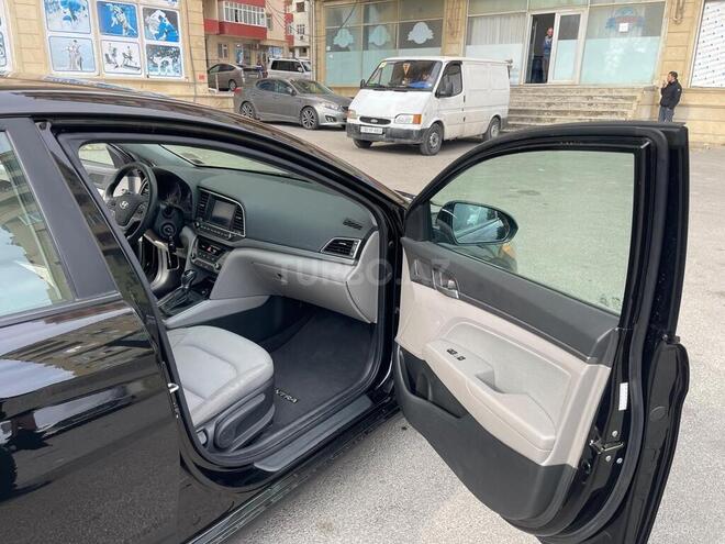 Hyundai Elantra 2017, 76,000 km - 2.0 l - Bakı