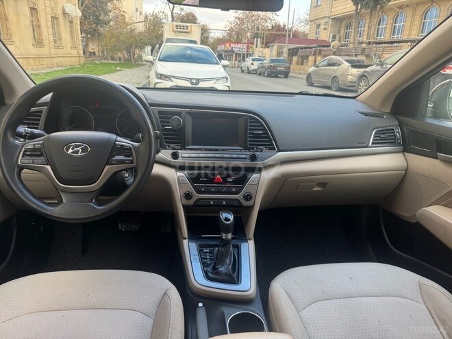 Hyundai Elantra 2017, 238,183 km - 2.0 l - Bakı