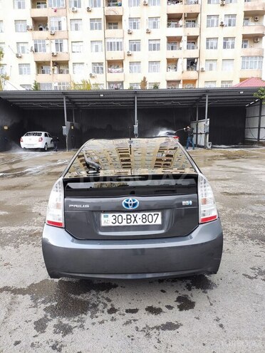Toyota Prius 2010, 300,000 km - 1.8 л - Bakı