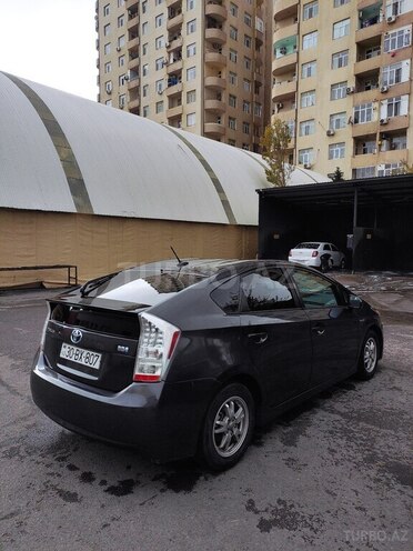 Toyota Prius 2010, 300,000 km - 1.8 л - Bakı