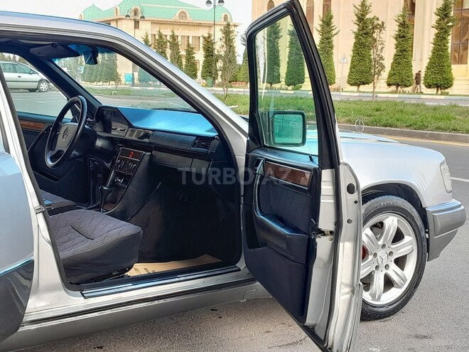 Mercedes E 200 1994, 345,321 km - 2.0 l - Sumqayıt