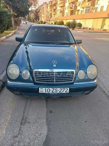 Mercedes E 240 1998, 347,200 km - 2.4 l - Bakı