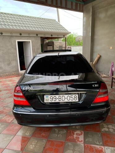 Mercedes E 220 d 2004, 260,000 km - 2.2 l - Bərdə