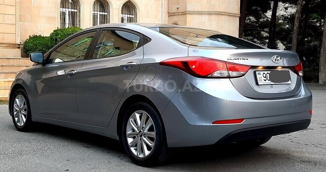 Hyundai Elantra 2015, 40,000 km - 1.6 л - Bakı