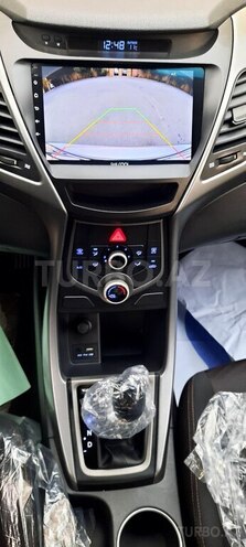 Hyundai Elantra 2015, 40,000 km - 1.6 л - Bakı