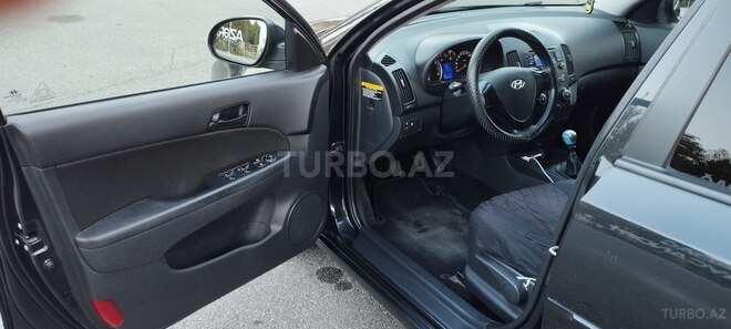 Hyundai i30 2009, 226,000 km - 1.4 л - Gəncə