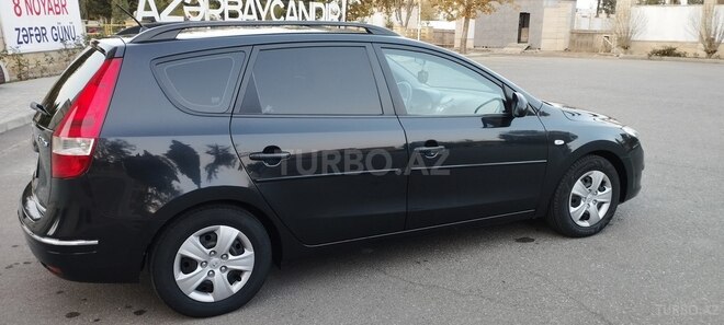 Hyundai i30 2009, 226,000 km - 1.4 л - Gəncə
