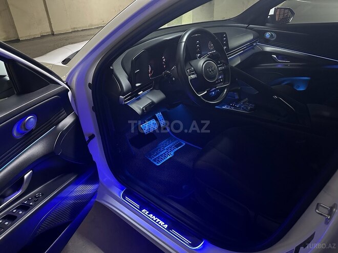 Hyundai Elantra 2022, 25,000 km - 1.6 л - Bakı