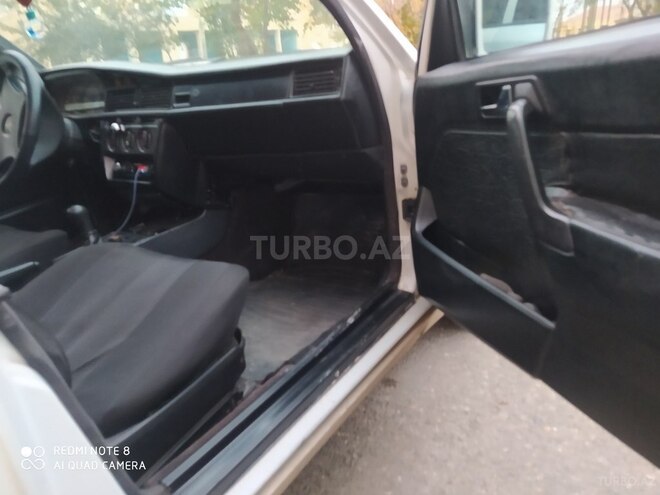 Mercedes 190 1990, 250,000 km - 2.0 l - Bakı
