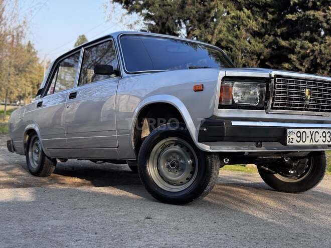 LADA (VAZ) 2107 2010, 75,000 km - 1.6 л - Saatlı