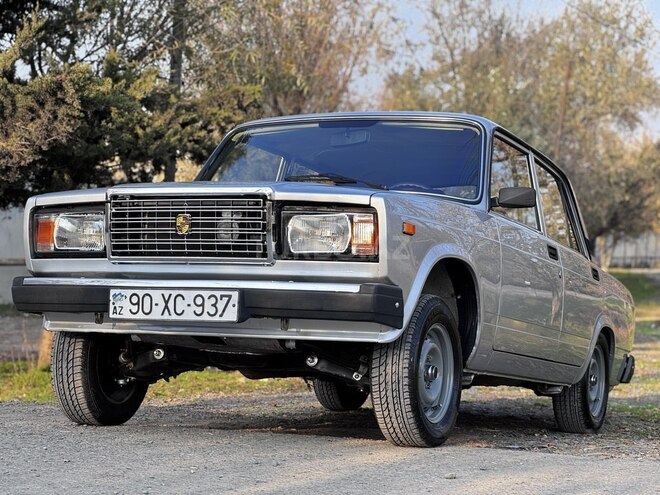 LADA (VAZ) 2107 2010, 75,000 km - 1.6 л - Saatlı