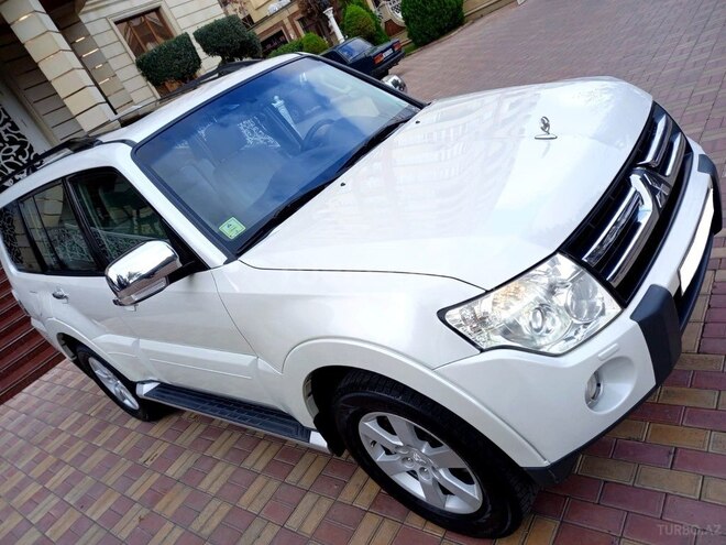 Mitsubishi Pajero 2007, 197,000 km - 3.8 л - Bakı