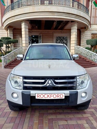 Mitsubishi Pajero 2007, 197,000 km - 3.8 л - Bakı
