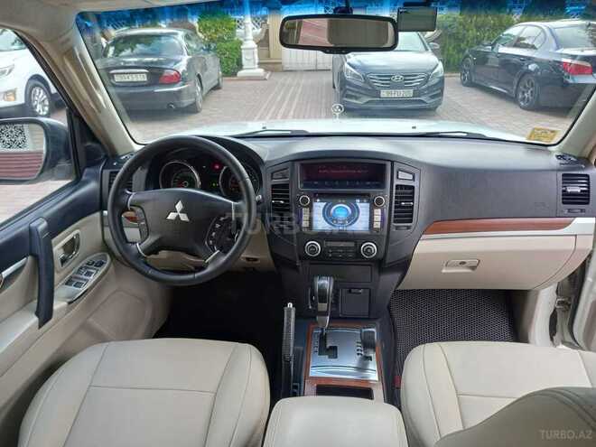Mitsubishi Pajero 2007, 197,000 km - 3.8 л - Bakı